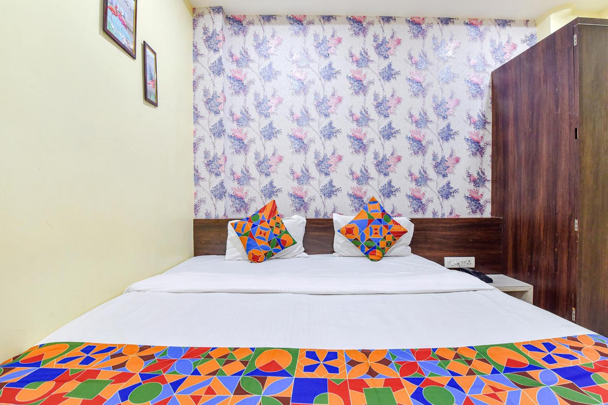 Fabexpress A2 And Restro Hotel Indore Ngoại thất bức ảnh