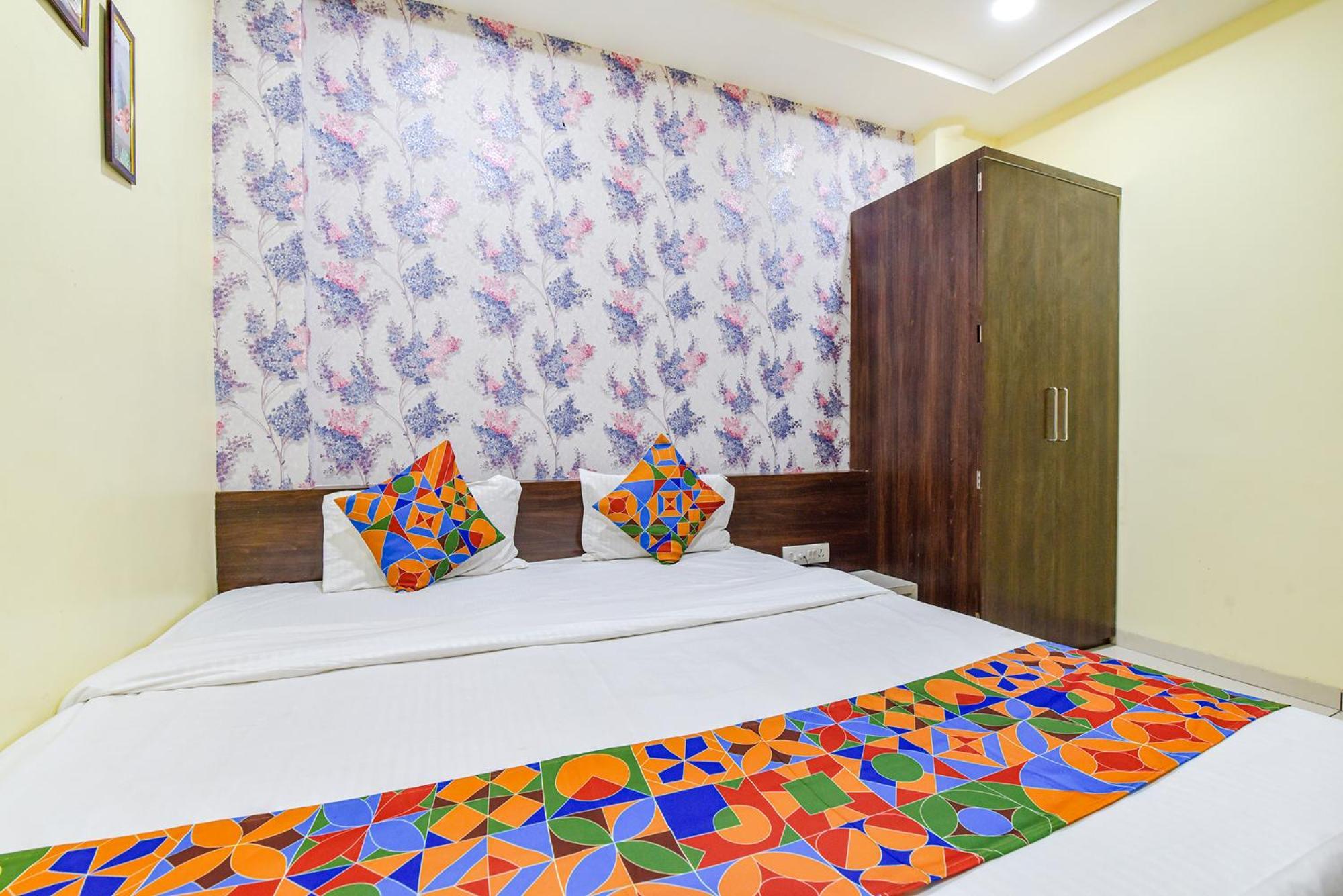 Fabexpress A2 And Restro Hotel Indore Ngoại thất bức ảnh