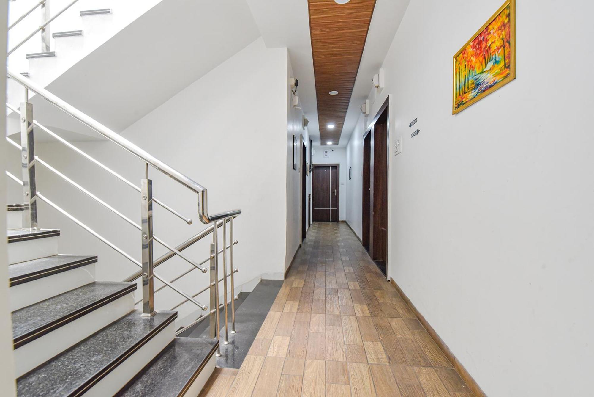 Fabexpress A2 And Restro Hotel Indore Ngoại thất bức ảnh