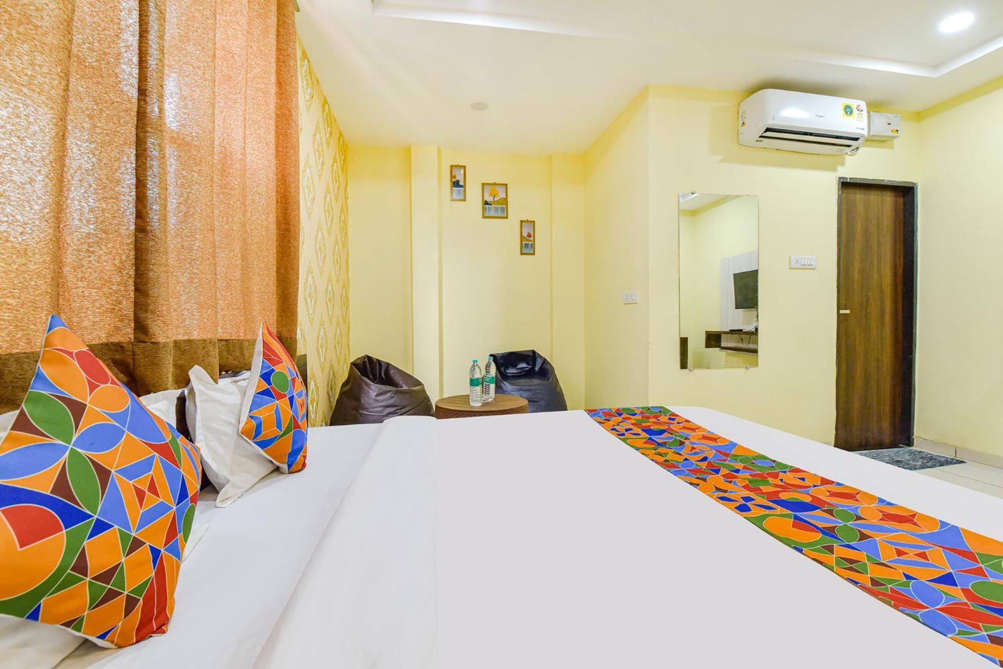 Fabexpress A2 And Restro Hotel Indore Ngoại thất bức ảnh